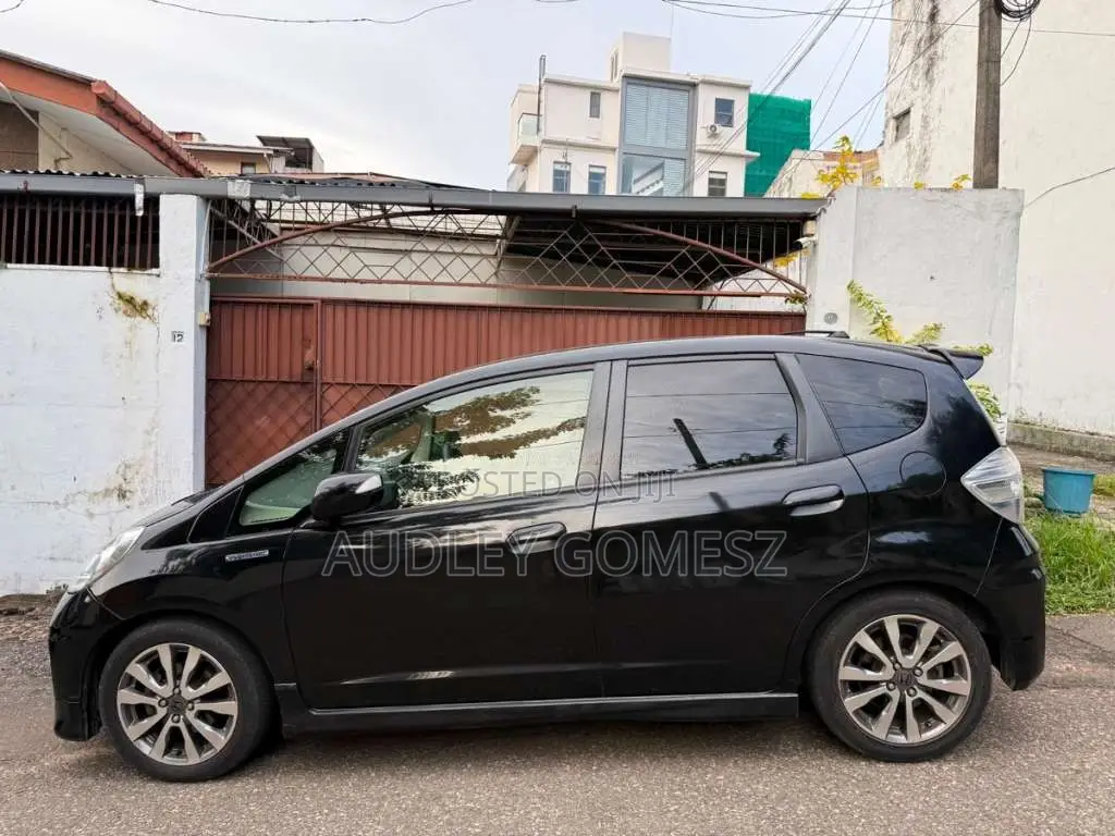 Honda Fit 2012 Car (Used)
