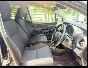 Toyota Vitz 2017 Car (Used)