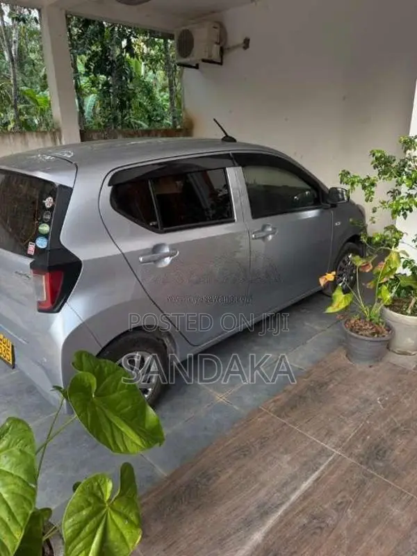 Daihatsu Mira 2018 Car (Used)