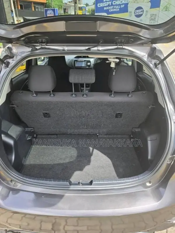 Toyota Vitz 2017 Car (Used)
