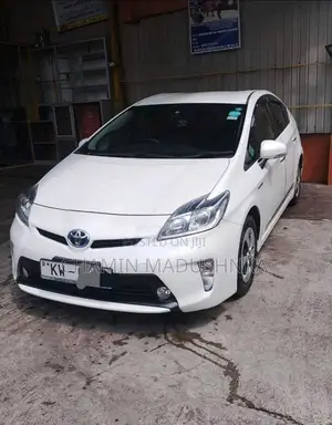 Toyota Prius 2012 Car (Used)