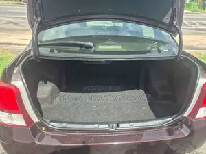 Toyota Axio 2014 Car (Used)