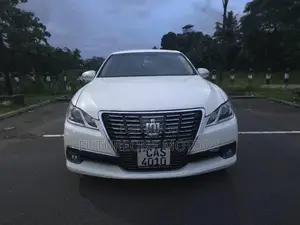 Toyota Crown Royal Saloon 2014 Car (Used)