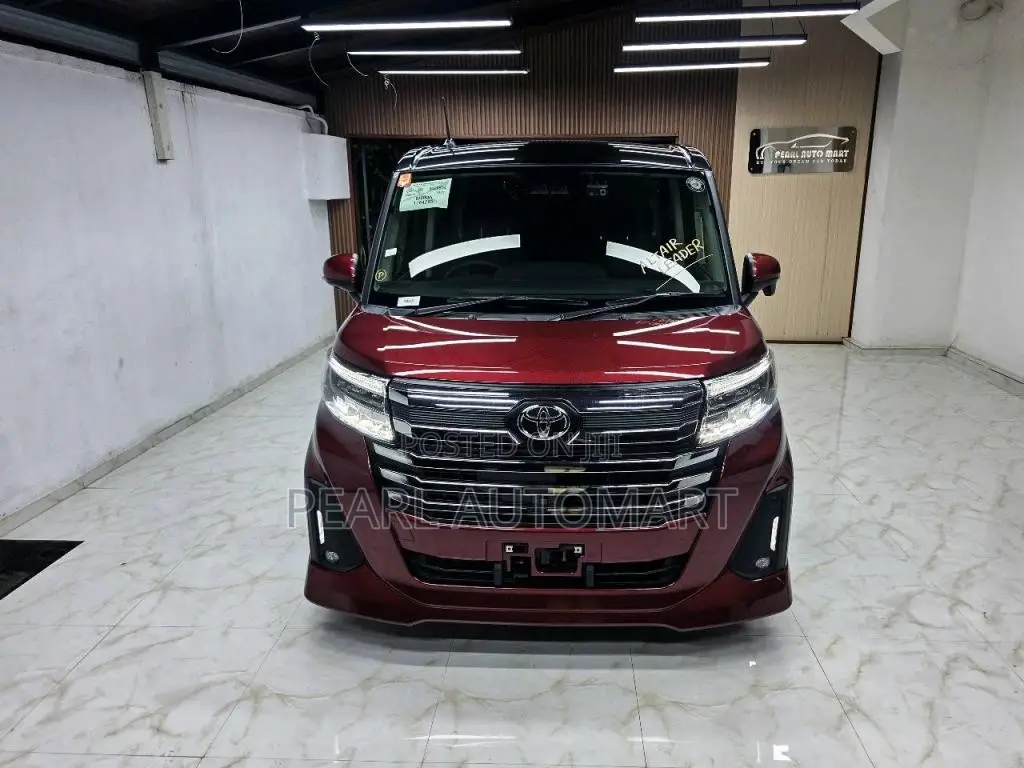 Toyota Roomy Custom G 360Cam 2024 Car Unregistered (Recondition)