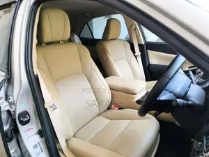 Toyota Crown 2013 Car (Used)