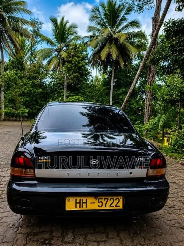 Hyundai Sonata 2000 Car (Used)