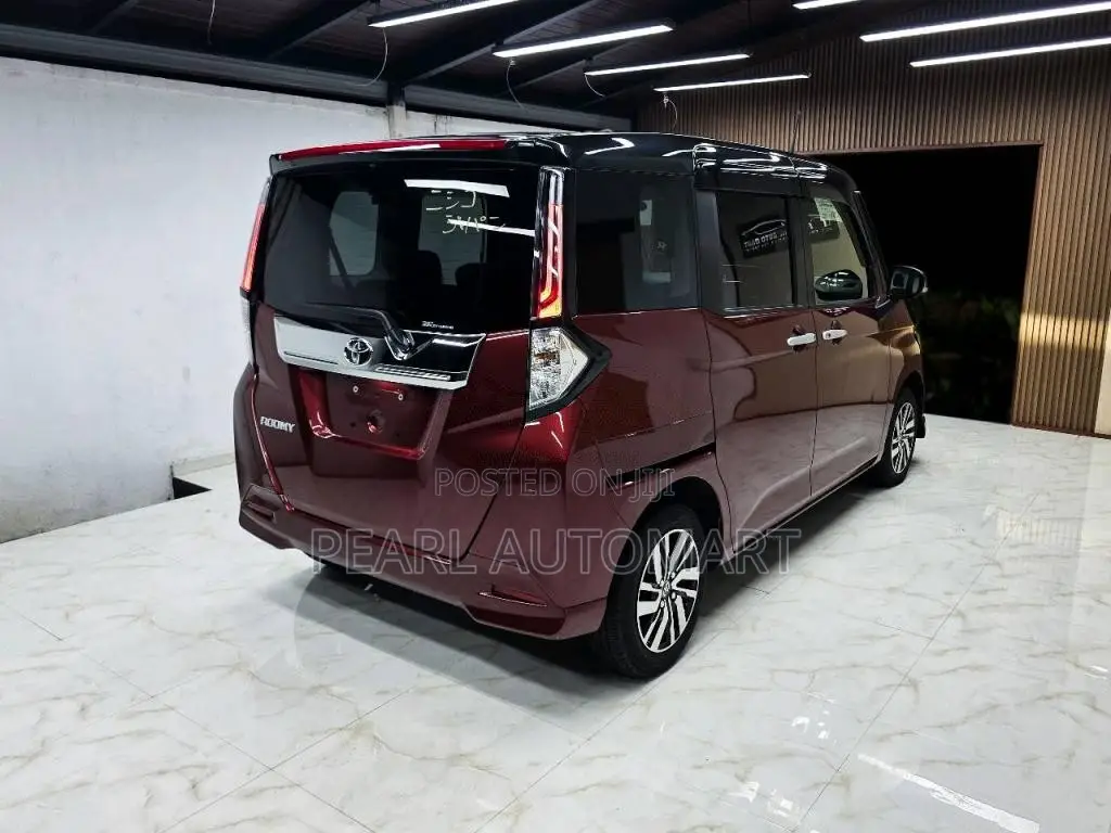 Toyota Roomy Custom G 360Cam 2024 Car Unregistered (Recondition)