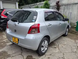 Toyota Vitz 2007 Car (Used)