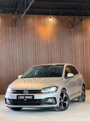 Volkswagen Polo 2018 Car (Used)