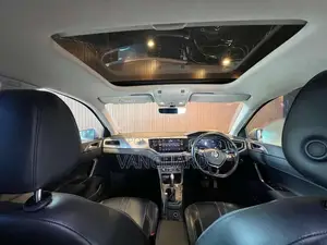 Volkswagen Polo 2018 Car (Used)