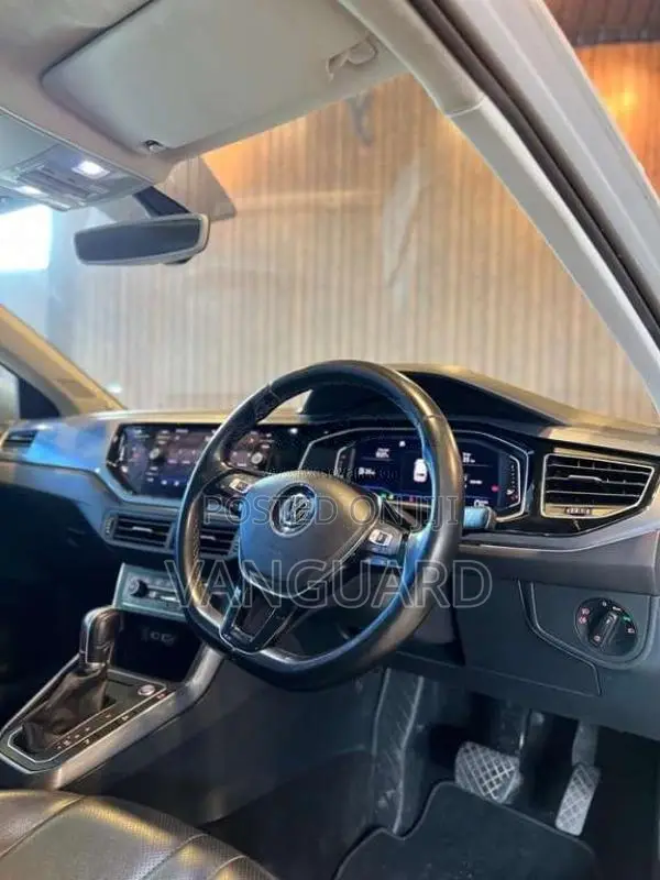 Volkswagen Polo 2018 Car (Used)