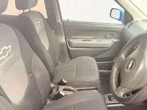 Chevrolet Cruze 2004 Car (Used)