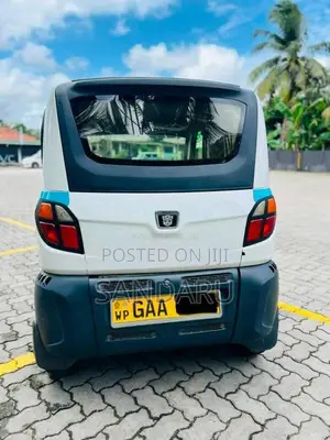 Bajaj Qute 2018 Car (Used)