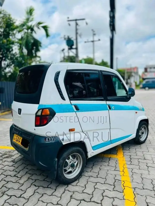 Bajaj Qute 2018 Car (Used)