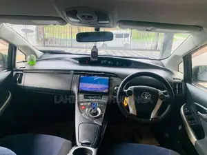 Toyota Prius 2013 Car (Used)