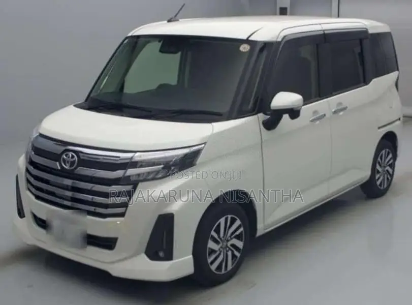 Toyota Roomy Custom G 2023 Car (Used)