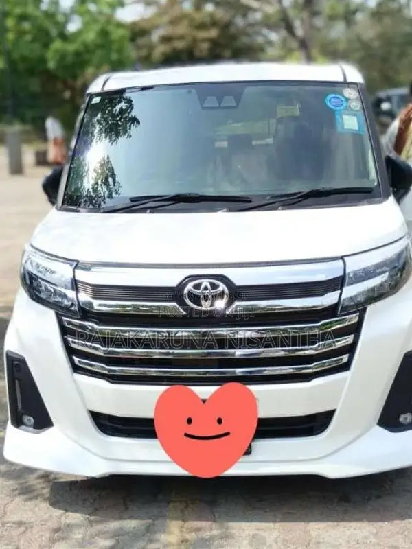 Toyota Roomy Custom G 2023 Car (Used)