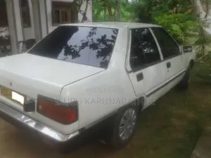 Mitsubishi C12 1985 Car (Used)