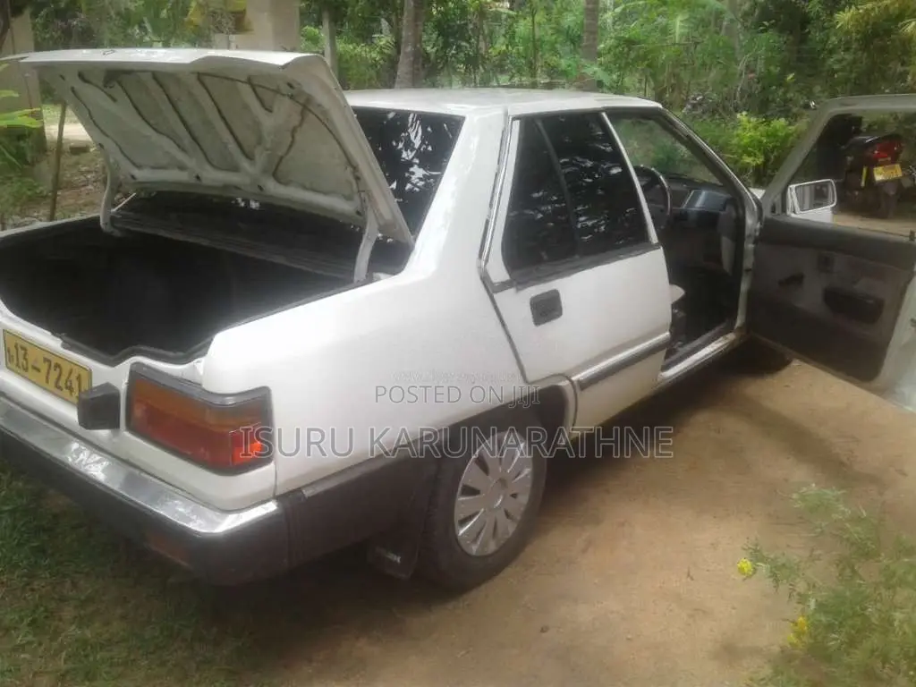Mitsubishi C12 1985 Car (Used)