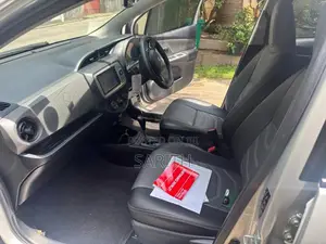 Toyota Vitz 2016 Car (Used)