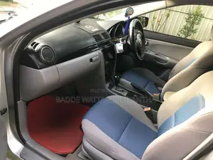 Mazda Axela 2004 Car (Used)