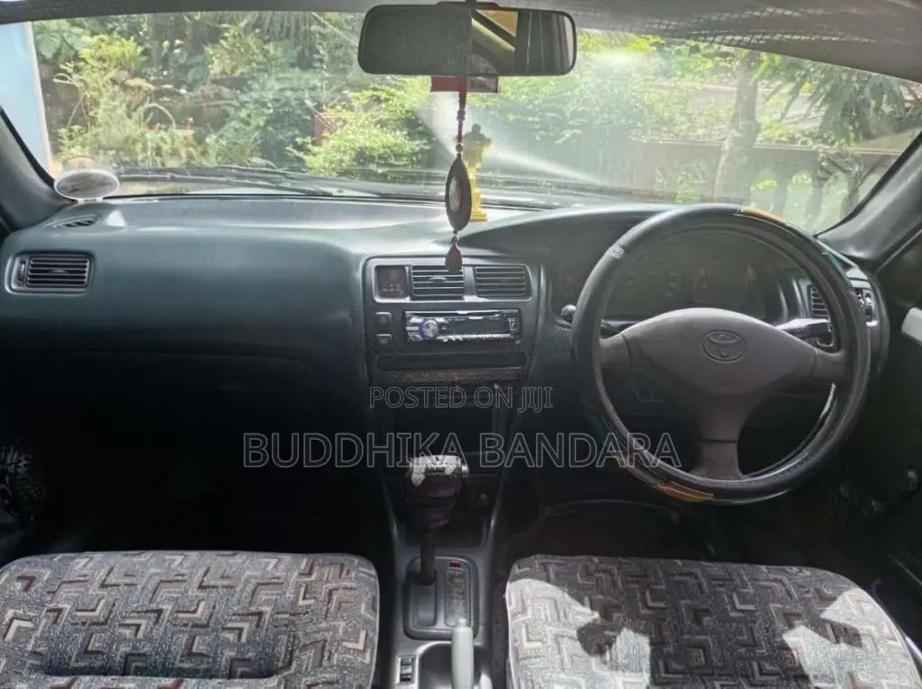 Toyota Corolla EE102 1998 Car (Used)