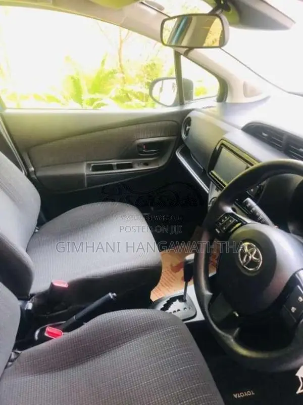 Toyota Vitz 2017 Car (Used)