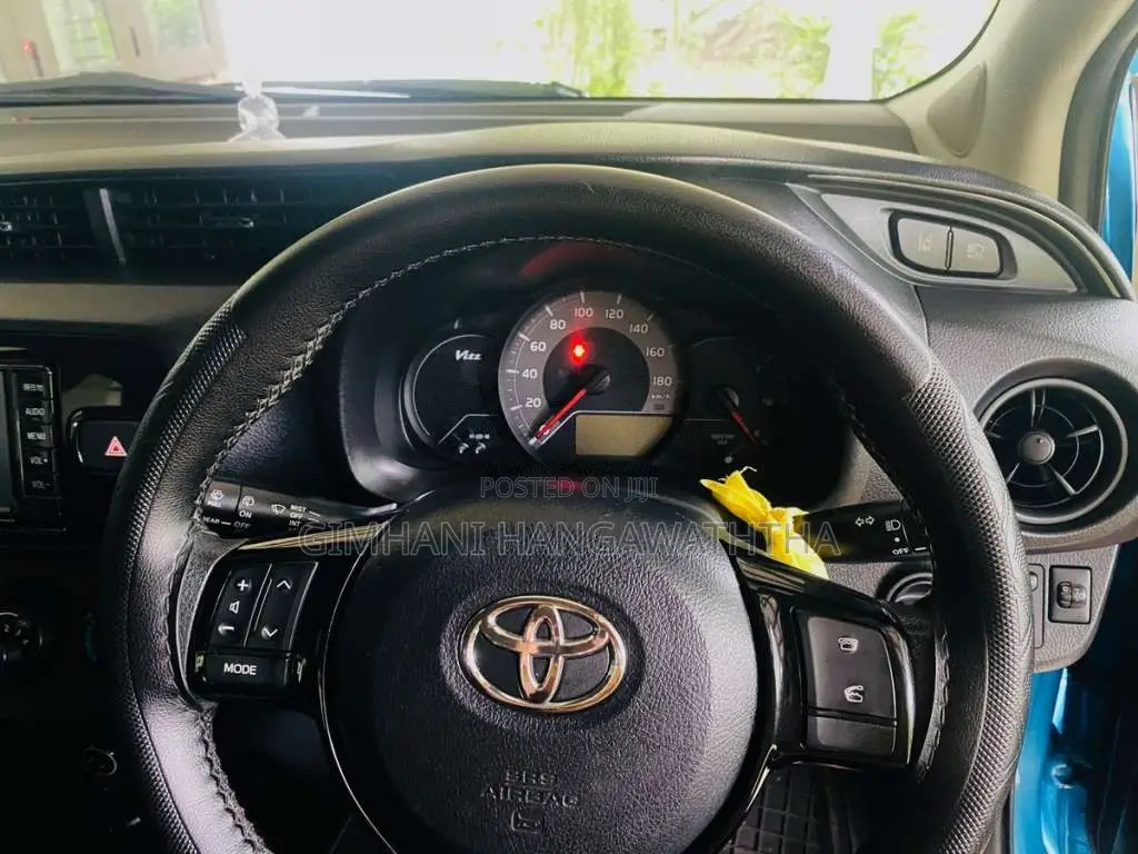 Toyota Vitz 2017 Car (Used)