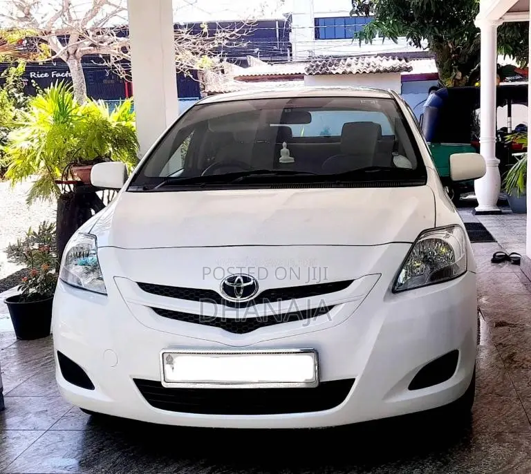 Toyota Belta 2007 Car (Used)