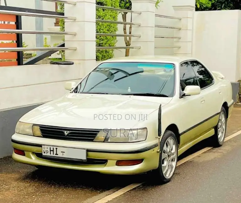 Toyota Vista Vs 30 1993 Car (Used)
