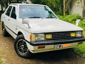 Mitsubishi Lancer Box 1980 Car (Used)