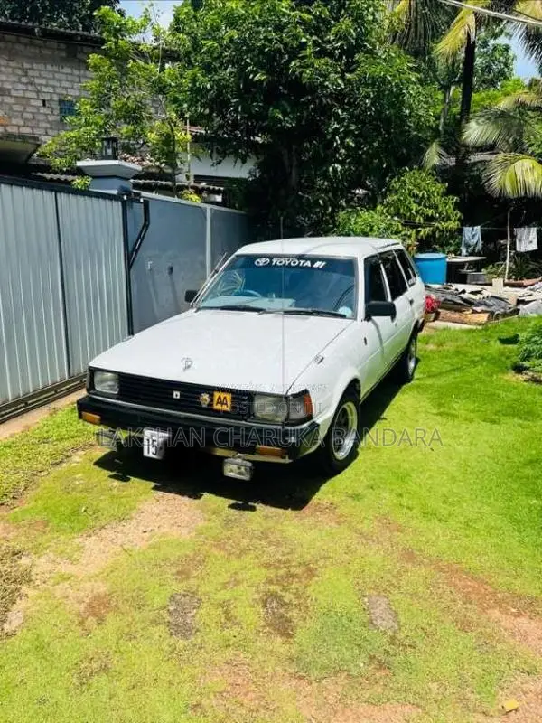 Toyota Dx Wagon 72 1988 Car (Used)