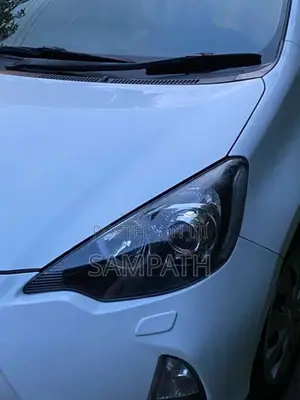 Toyota Aqua 2012 Car (Used)
