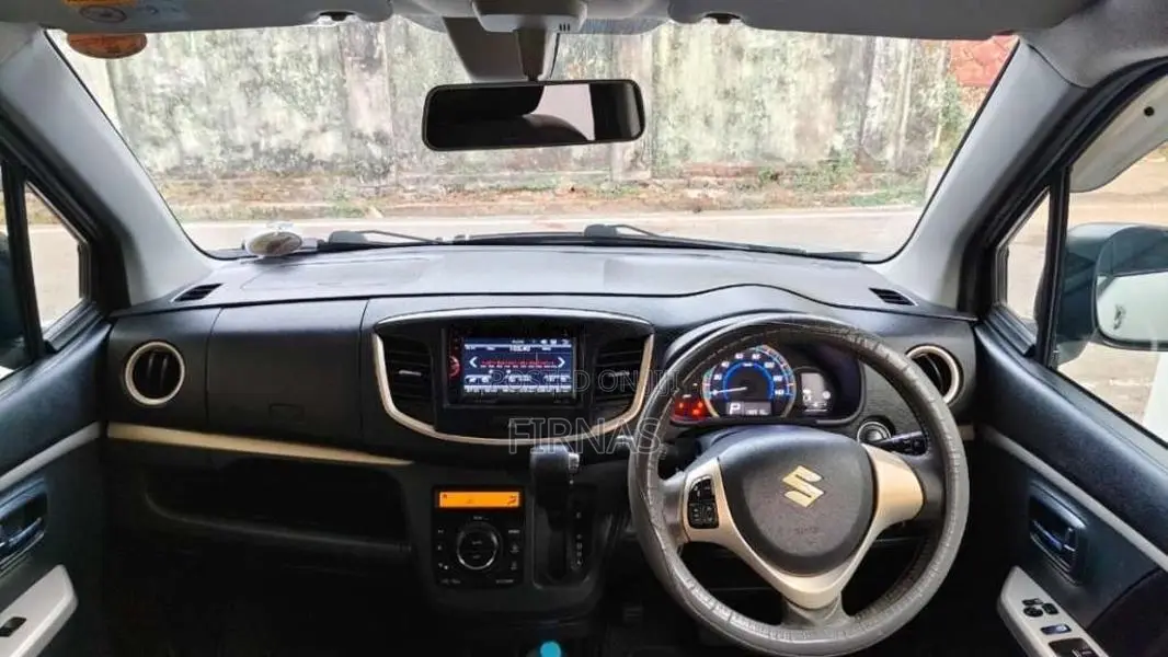 Suzuki Wagon R Stingray 2015 Car (Used)