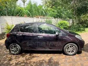Toyota Vitz KSP130 JEWELA Safety 2016 Car (Used)