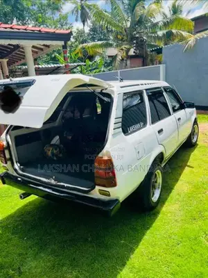 Toyota Dx Wagon 72 1988 Car (Used)
