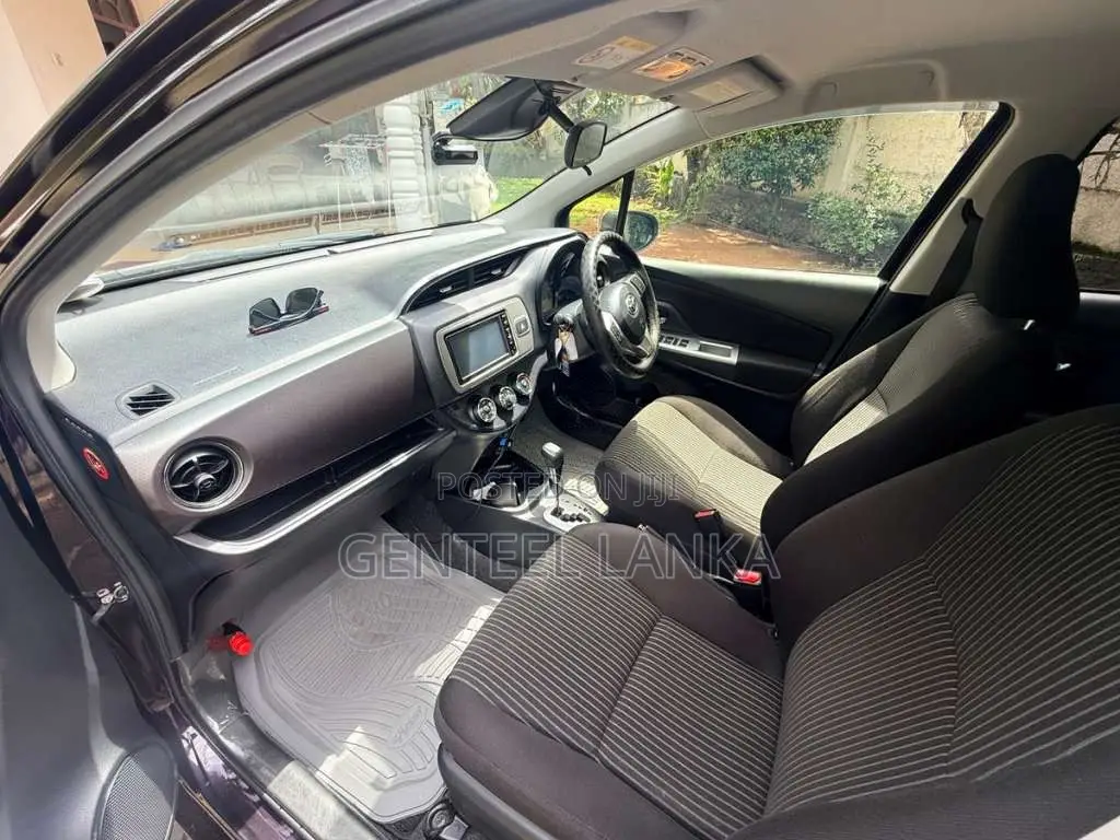 Toyota Vitz KSP130 JEWELA Safety 2016 Car (Used)