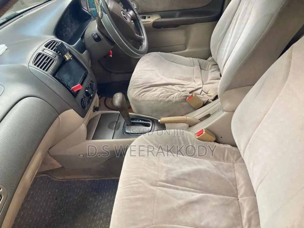 Mazda Familia Bj5p 2004 Car (Used)
