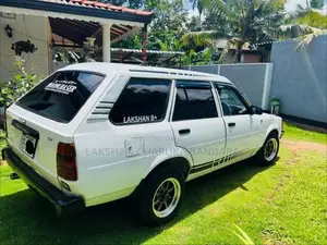 Toyota Dx Wagon 72 1988 Car (Used)