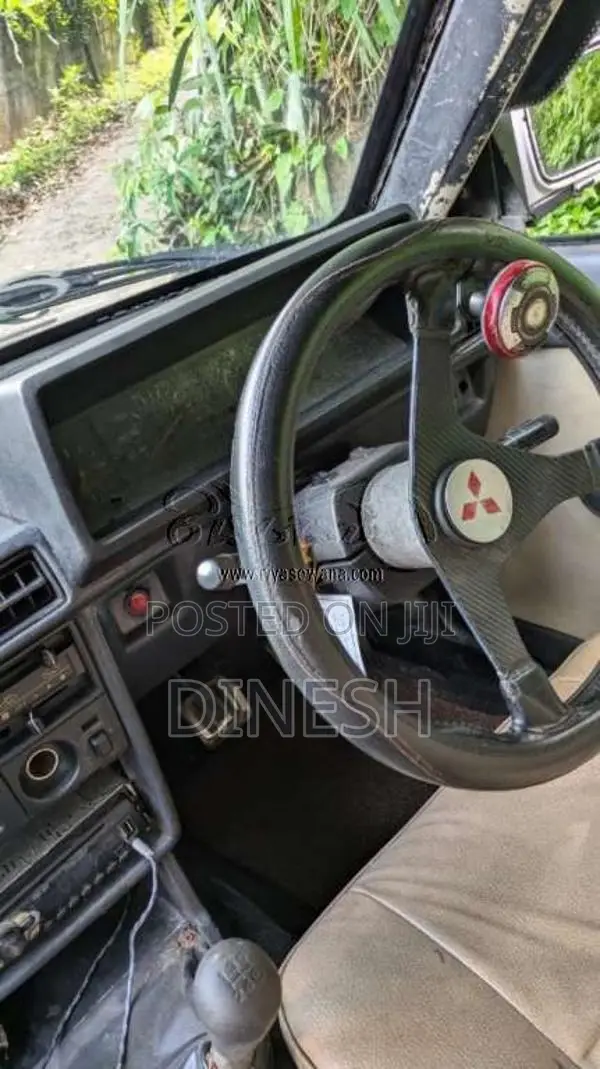 Mitsubishi Lancer Box 1981 Car (Used)