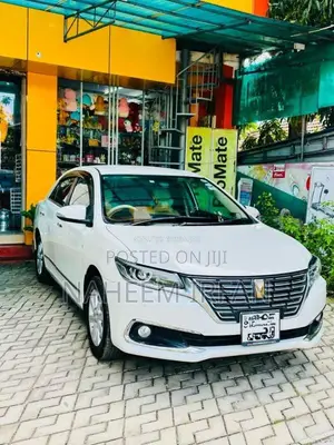 Toyota Premio 2018 Car (Used)