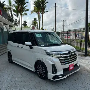 Toyota Roomy Custom GT 2025 Car Unregistered (Recondition)