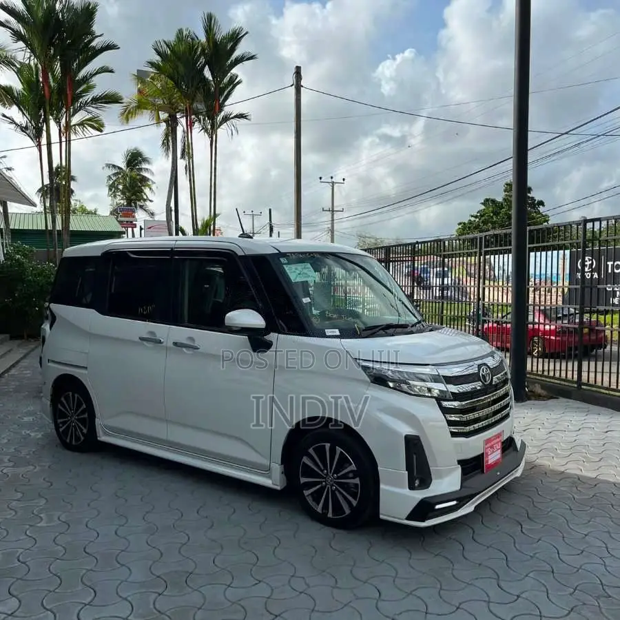 Toyota Roomy Custom GT 2025 Car Unregistered (Recondition)