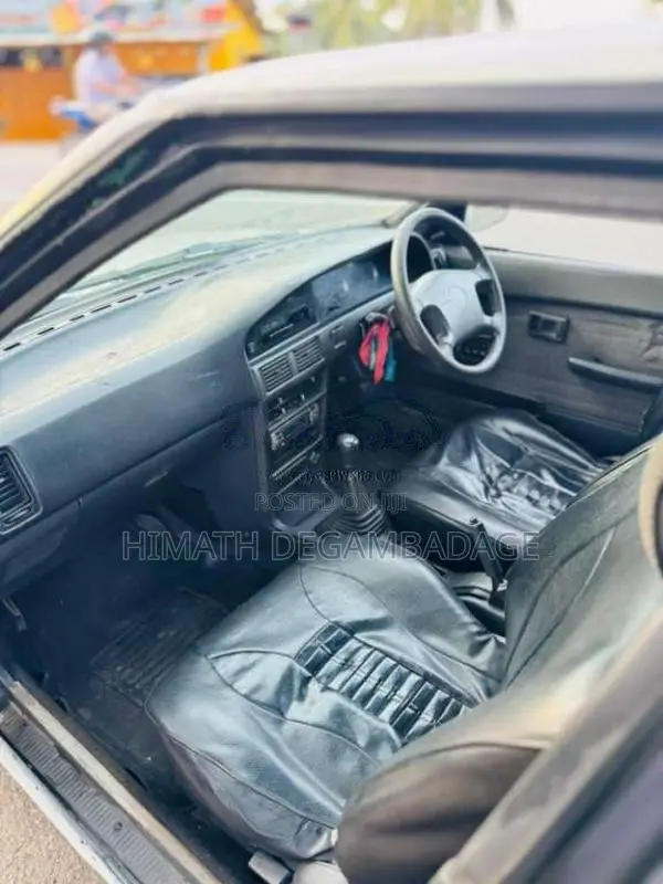Toyota Corolla 1987 Car (Used)