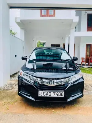 Honda Grace 2015 Car (Used)