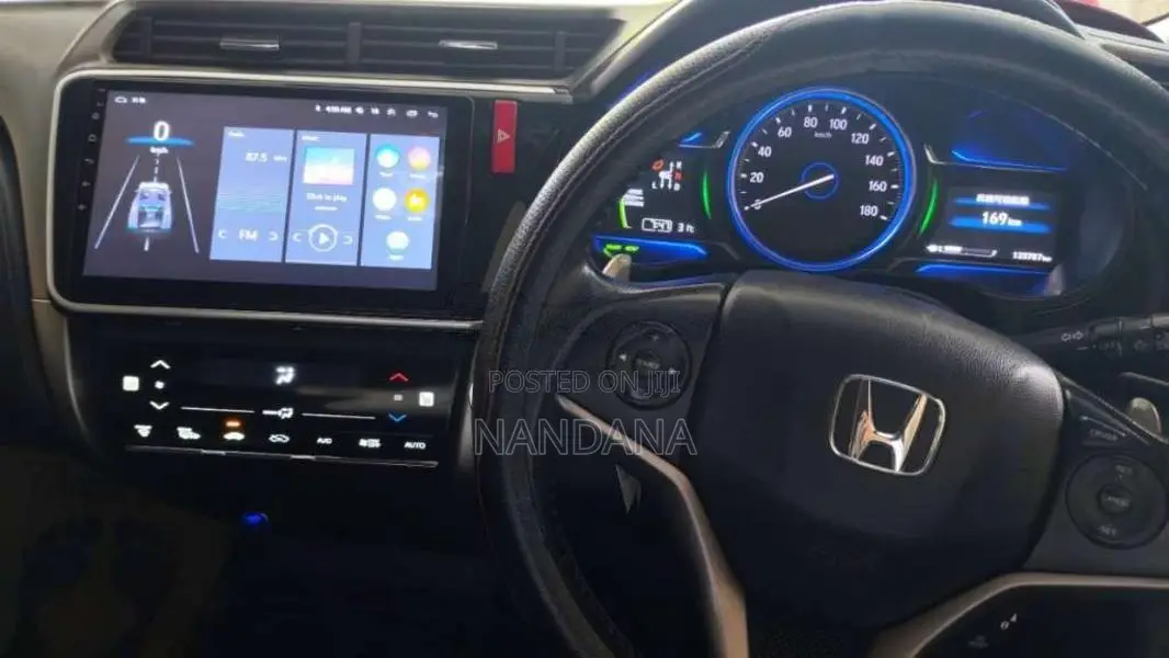 Honda Grace 2016 Car (Used)