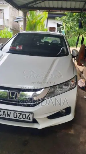 Honda Grace 2016 Car (Used)