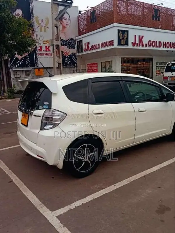 Honda FIT GP1 2011 Car (Used)