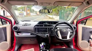 Toyota Aqua 2015 Car (Used)