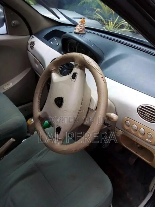 Micro Trend 2010 Car (Used)